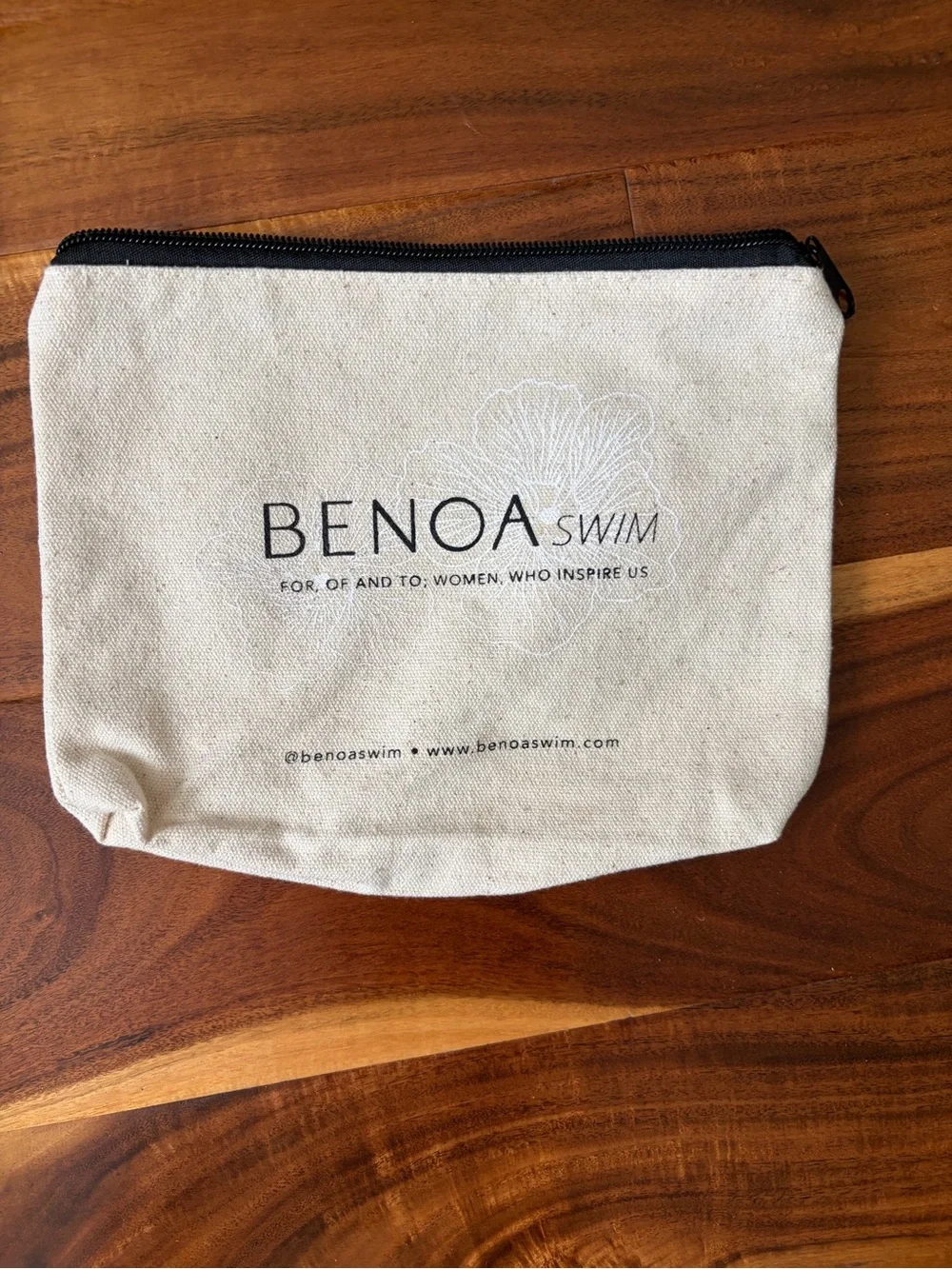 Benoa Swim Natural Canvas Zip Pouch NEW